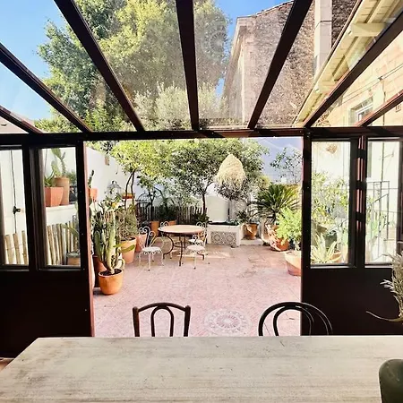 Casa vacanze Maison Atypique Au Coeur De Montpellier, Cours Et Parking *